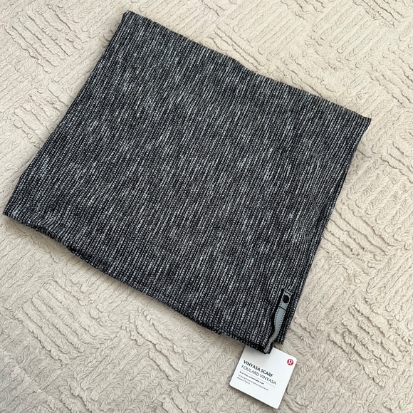 Lululemon Vinyasa Scarf, Coco Pique Black White, New condition w/ tags attached - Picture 9 of 16